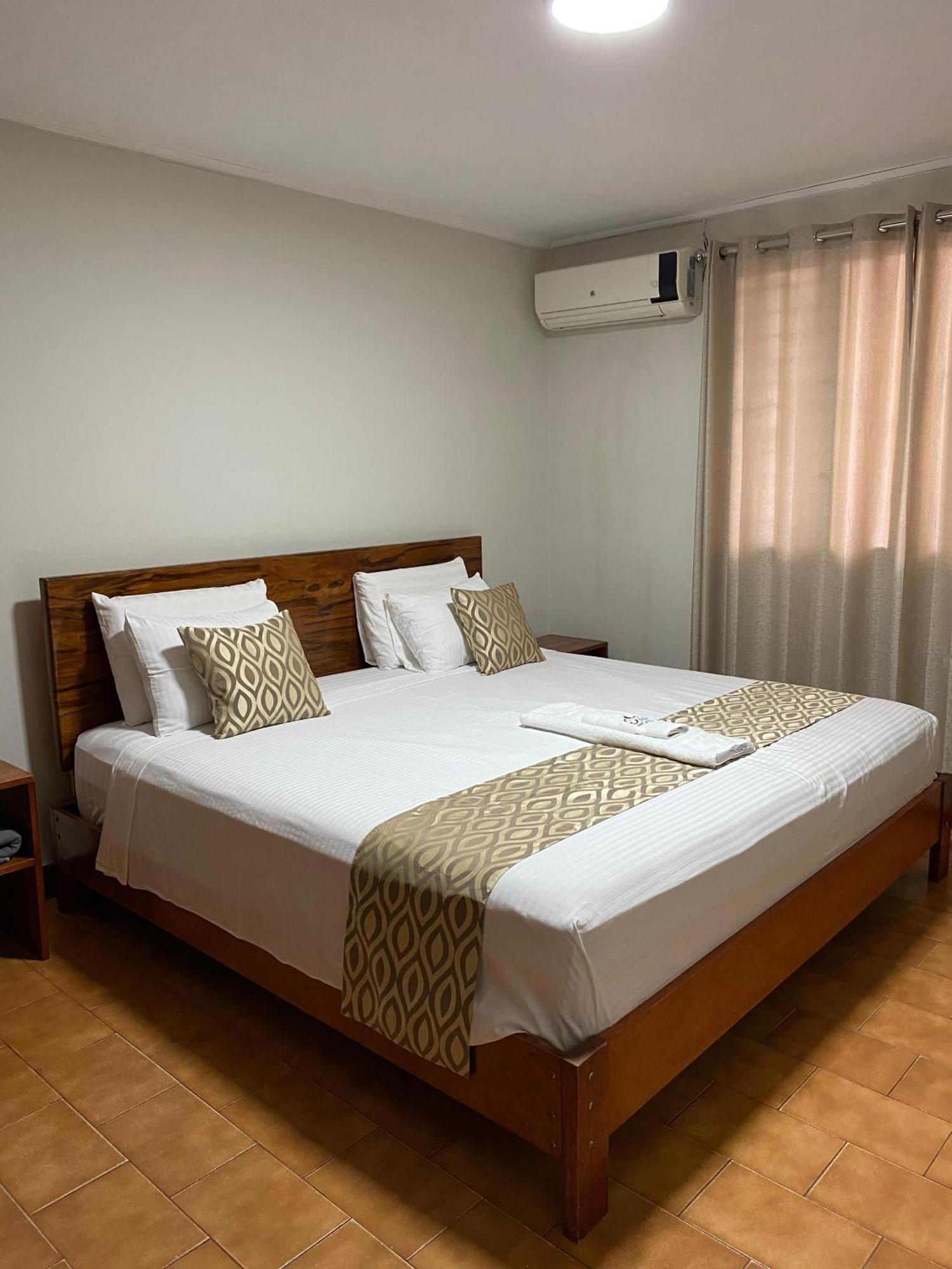 Studio 69 Aparthotel イキトス エクステリア 写真